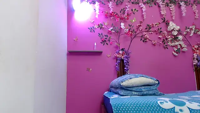 skinnybarbie022 online show from 06.04.26