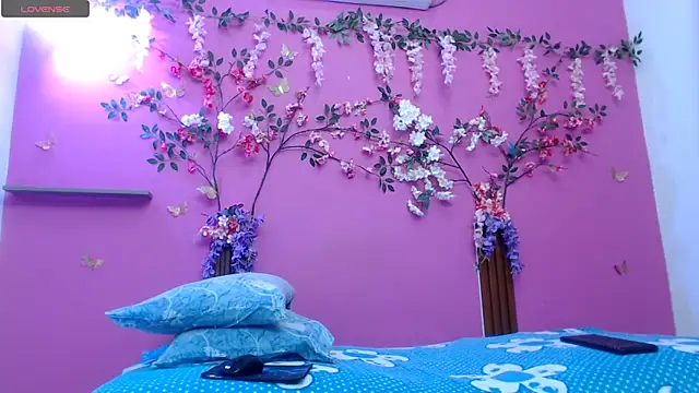 skinnybarbie022 online show from 06.22.26