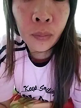 Snapshot of KateLyn08 chatting on 12.15.25 KateLyn08 online show from 12.15.25