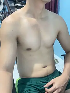 Snapshot of ieat_monsters chatting on 10.28.25 ieat monsters online show from 10.28.25