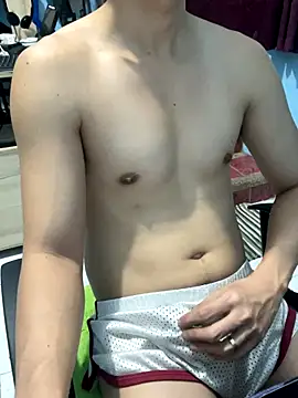 Snapshot of ieat_monsters chatting on 11.13.25 ieat monsters online show from 11.13.25