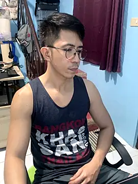 Snapshot of ieat_monsters chatting on 11.16.25 ieat monsters online show from 11.16.25