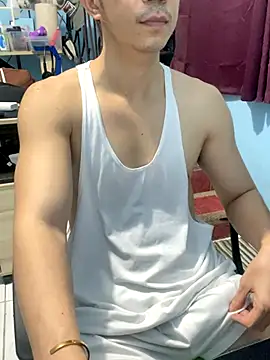 Snapshot of ieat_monsters chatting on 11.27.25 ieat monsters online show from 11.27.25