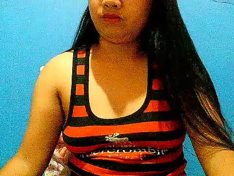 hotmom pinay online show from 10.04.25