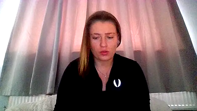 RUBY-ROSE-SWINGS online show from 11.11.25