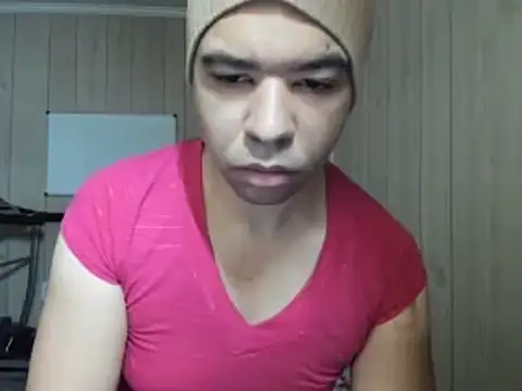 Snapshot of NaturalBeautyQueen chatting on 11.09.25 NaturalBeautyQueen online show from 11.09.25