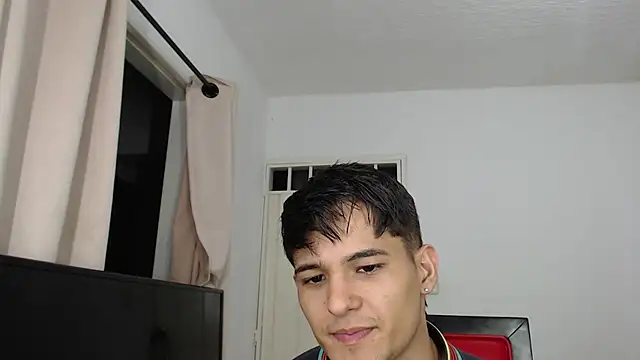 Alex mojica online show from 10.10.25
