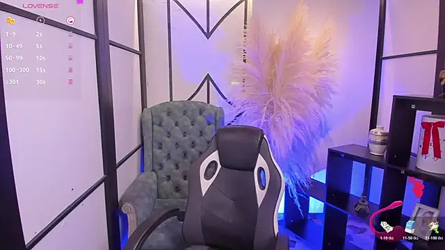 NahomiRichards  online show from 02.06.26