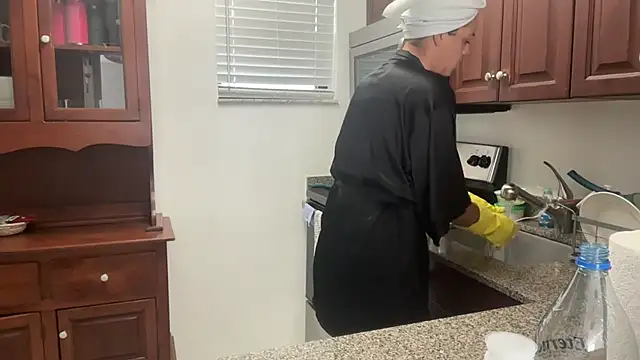 prettyykitty22 online show from 10.26.25