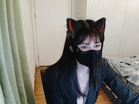 Winnie-01 online show from 03.14.26