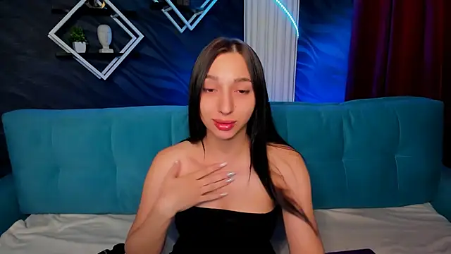 Snapshot of sheillawood chatting on 09.18.25 sheillawood online show from 09.18.25