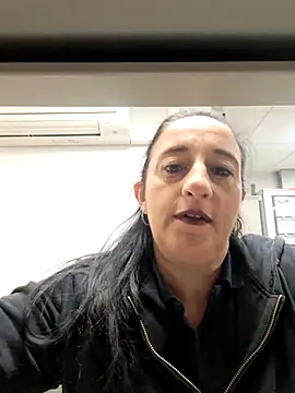 Snapshot of monella821 chatting on 12.01.25 monella821 online show from 12.01.25