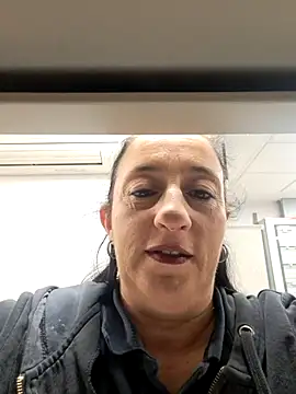 Snapshot of monella821 chatting on 12.04.25 monella821 online show from 12.04.25