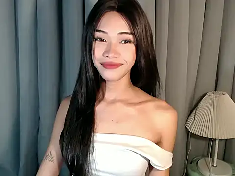 holyakiesha online show from 03.26.26