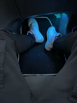 Manu97k online show from 11.03.25