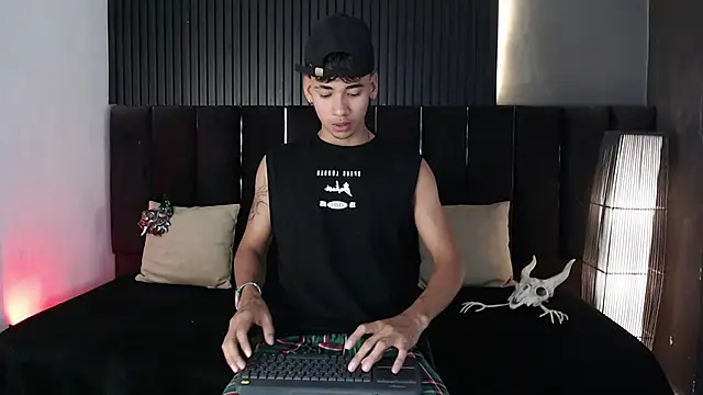 Dominic ghost online show from 10.14.25