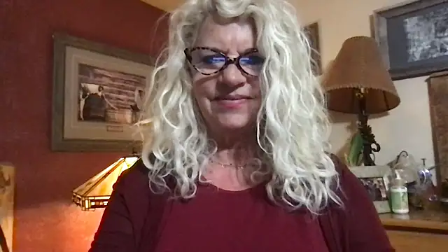 SubMissOlivia online show from 02.16.26