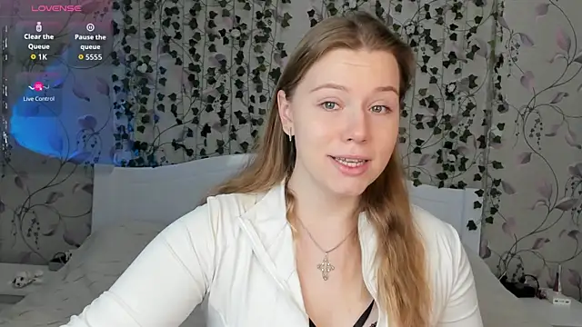  influensii  online show from 11.25.25