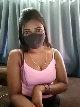 Misss-julli online show from 10.14.25