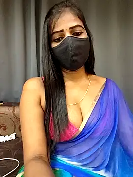 Misss-julli online show from 11.17.25