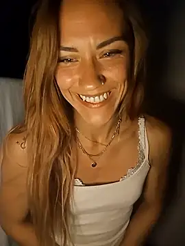 SlimBellaa online show from 09.11.25