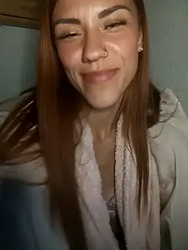 SlimBellaa online show from 09.17.25