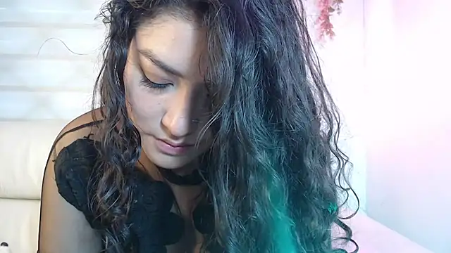 Snapshot of Noapino chatting on 07.14.26 Noapino online show from 07.14.26
