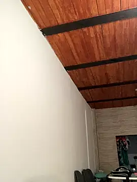 Snapshot of LiaCollings chatting on 09.10.25 LiaCollings online show from 09.10.25