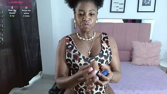 Lele F w online show from 11.19.25