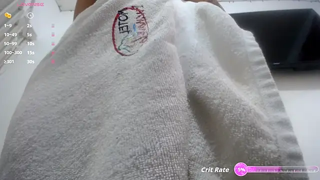 Foxy Lovex online show from 10.11.25