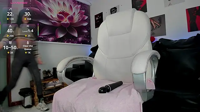 lycoris 19 online show from 01.13.26