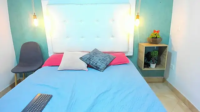 Heidy milf online show from 11.15.25