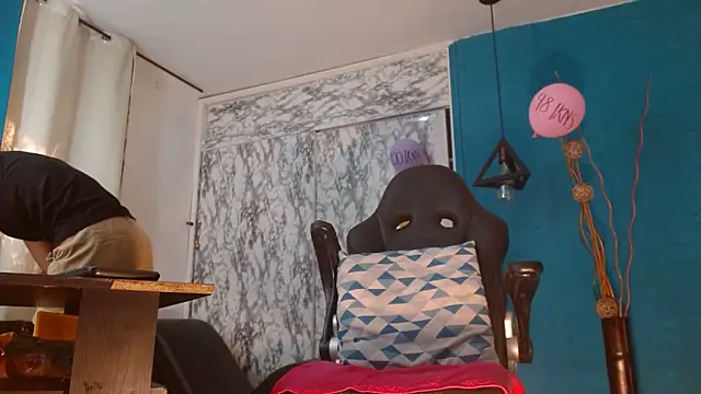 hanna mooreee online show from 04.21.26