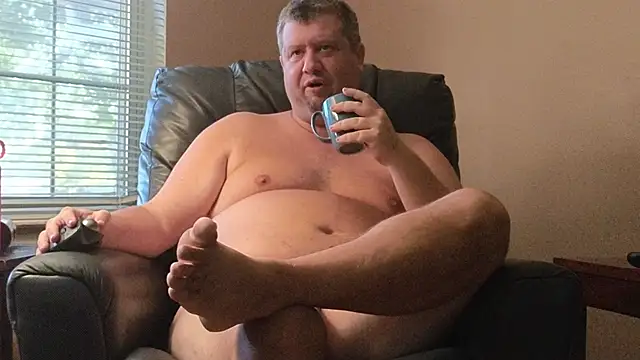 Snapshot of Single_White_Male chatting on 09.27.25 Single White Male online show from 09.27.25