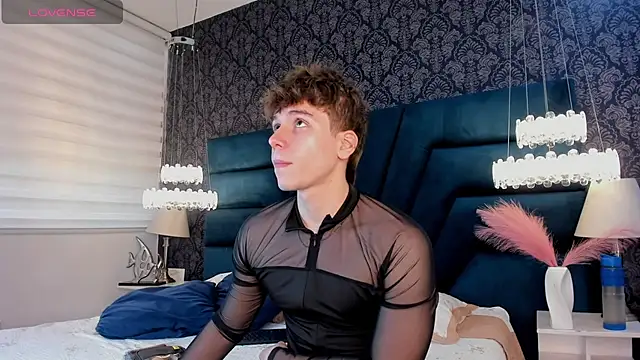 TaylerWhite online show from 07.13.26