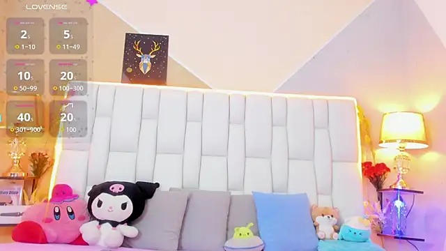 Snapshot of MilkWhore1 chatting on 09.18.25 MilkWhore1 online show from 09.18.25