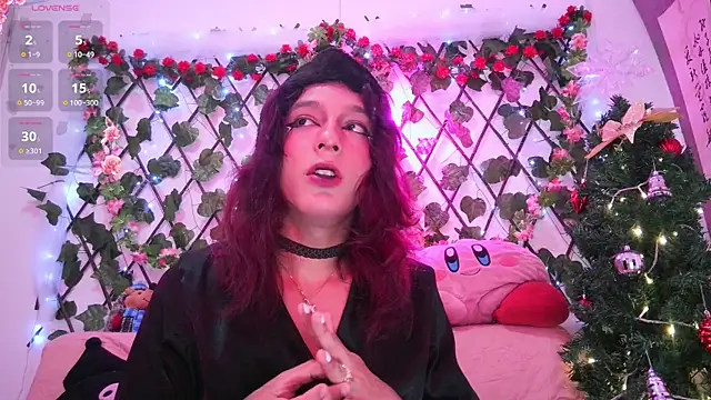 Snapshot of MilkWhore1 chatting on 12.19.25 MilkWhore1 online show from 12.19.25