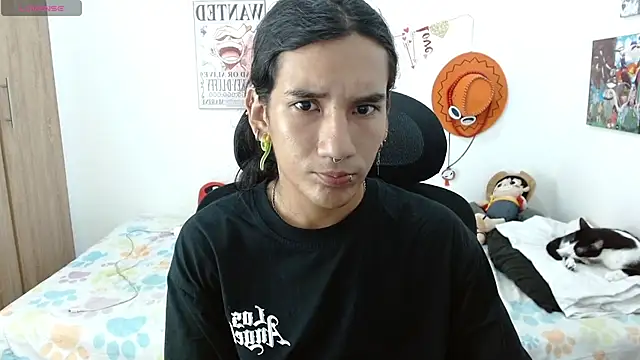 Max0n  online show from 11.08.25