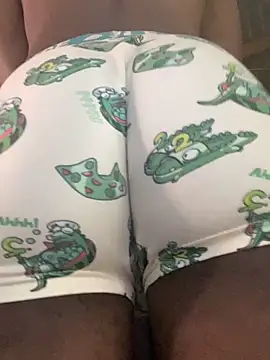 Eyebrows12 online show from 04.03.26