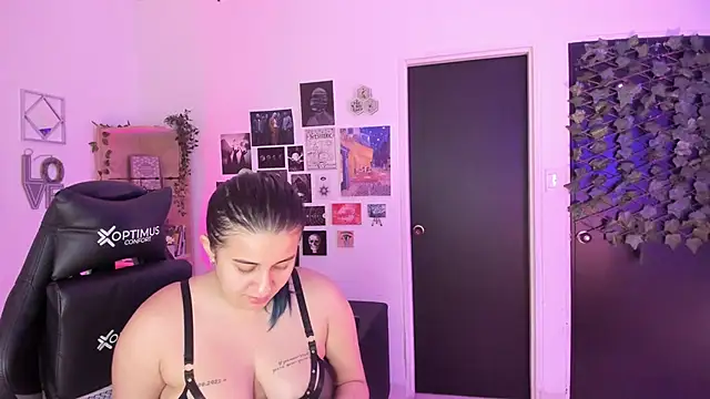 Lana Herondale online show from 11.23.25