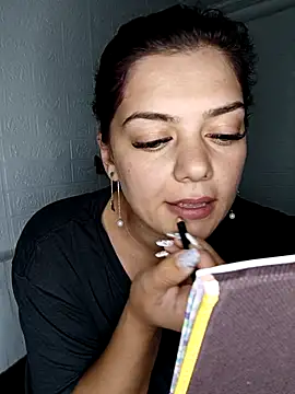 LadyNora online show from 11.05.25