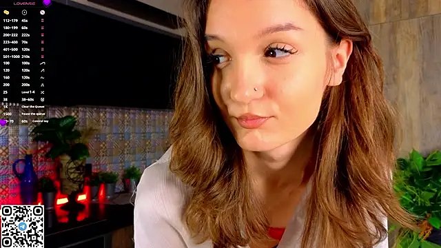 Snapshot of DebiHenks chatting on 03.13.26 DebiHenks online show from 03.13.26