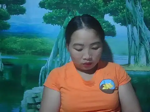 PhamPhung online show from 10.02.25