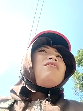 PhamPhung online show from 11.15.25