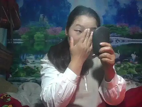 PhamPhung online show from 01.18.26