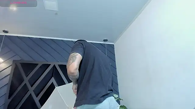 marco garciia  online show from 11.05.25