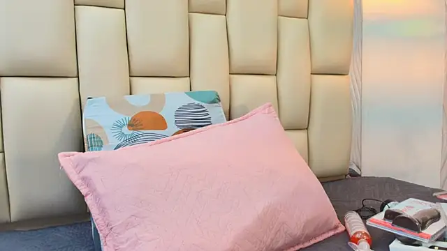 Snapshot of sweet_amye chatting on 11.18.25 sweet amye online show from 11.18.25