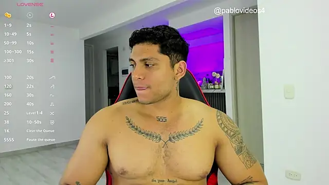 Nicolasmontoya16 online show from 10.19.25