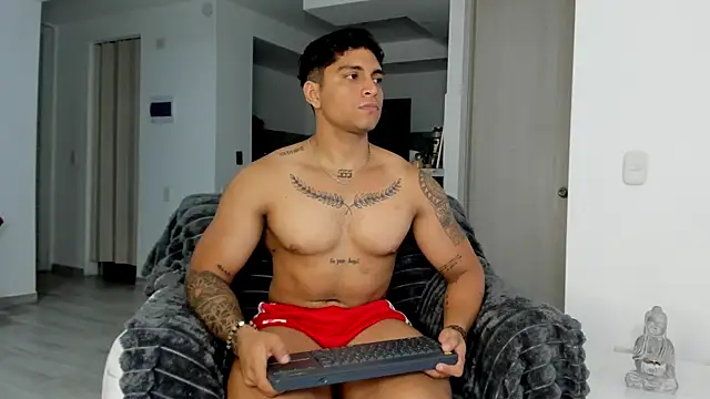 Nicolasmontoya16 online show from 12.04.25