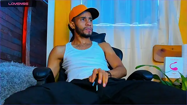 Alex bigcock11  online show from 10.18.25